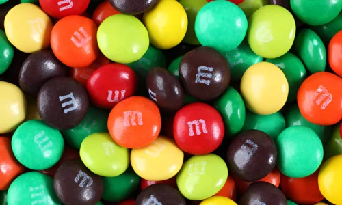 How Many M&Ms Are Toxic to Dogs? (Small Number)